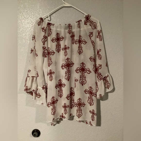 Cowgirl hardware Shirt-Crosses print - Picture 2 of 3